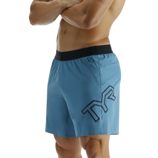 Чоловічі шорти TYR Men's Hydrosphere Unbroken Unlined 7 Big Logo – Solid Чоловічі шорти TYR Men's Hydrosphere Unbroken Unlined 7 Big Logo – Solid